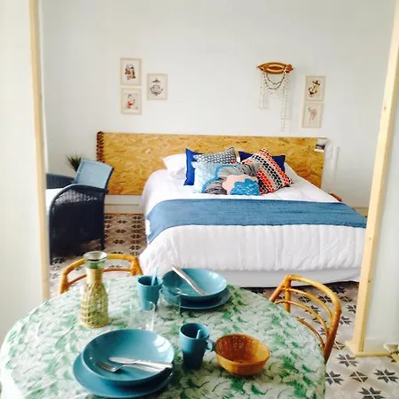 L'arriere Cour * Канкаль